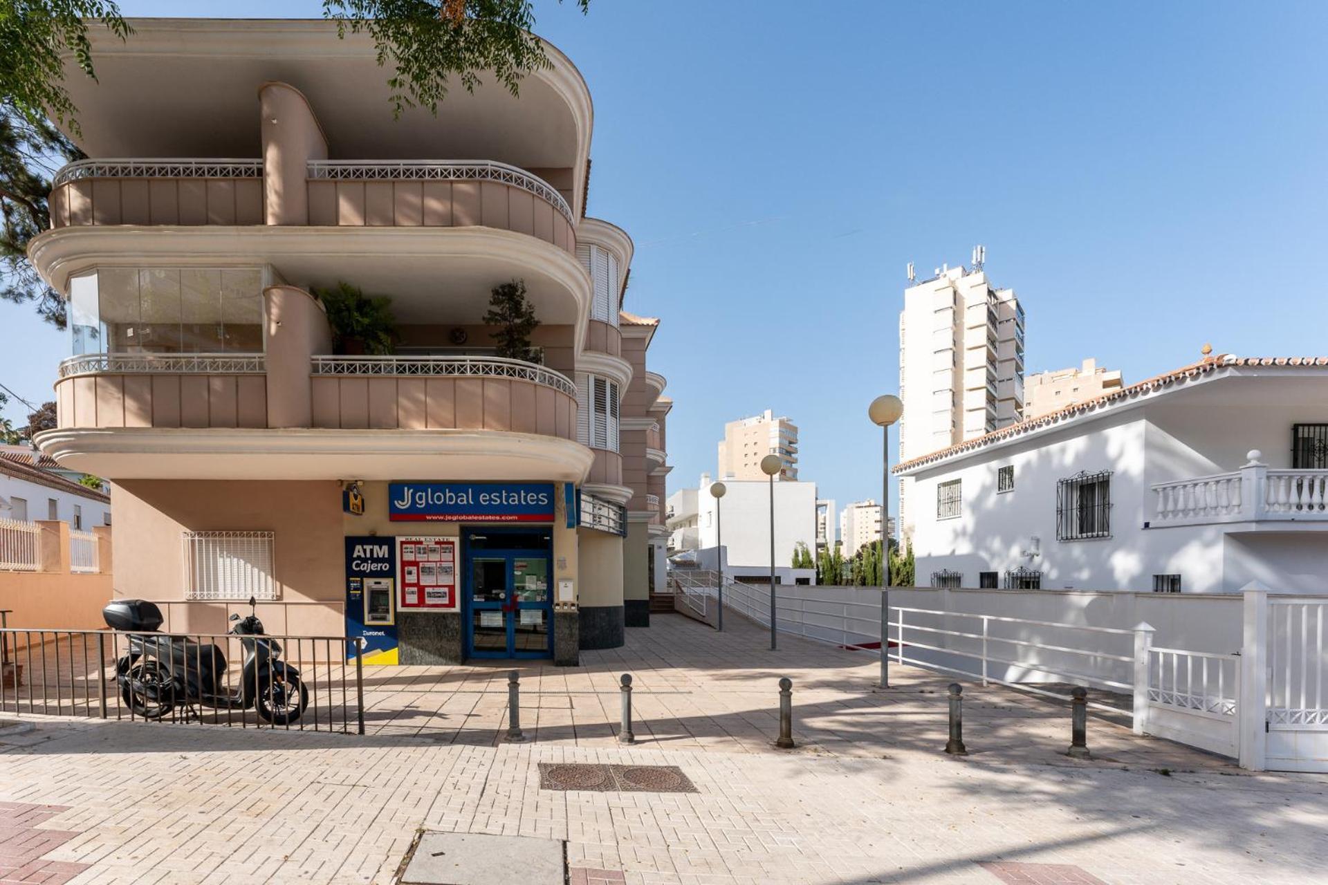 Malagasuite Costa Sol Oasis ตอร์เรโมลิโนส ภายนอก รูปภาพ