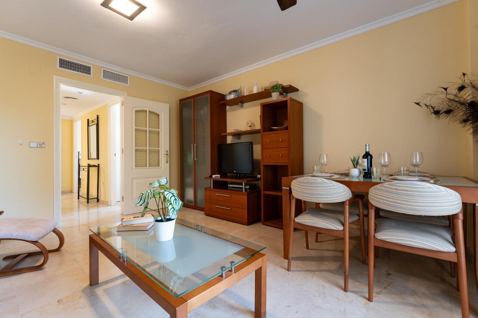 Malagasuite Costa Sol Oasis ตอร์เรโมลิโนส ภายนอก รูปภาพ